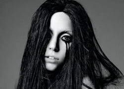 Lady Gaga (lại) gây shock với bìa album mới đậm chất kinh dị