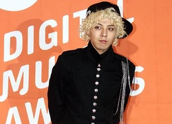 Fans "ngẩn ngơ" vì kiểu tóc quá-xá-độc của G-Dragon