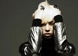 Se7en trở lại sân khấu Kpop bằng tiết mục "trợ lực" cho G-Dragon