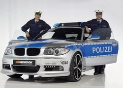 BMW 1-Series Coupe "khoác áo" cảnh sát