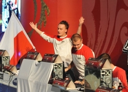 MyM đoạt chiếc vé cuối cùng đến World eSports Masters 2009