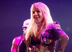 2009: Britney Spears phải hứng chịu 75 bài báo "phi lý"