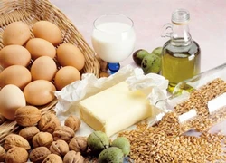 Vitamin E giúp "chuyện ấy" tốt hơn