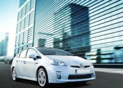 Toyota Prius là xe bán chạy nhất tại Nhật Bản