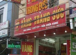 Chủ một cửa hàng vàng trình báo bị cướp