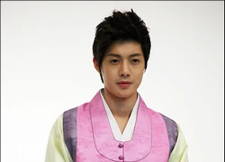 Kim Hyun Joong, Nickhun, TVXQ mặc Hanbok chuẩn nhất