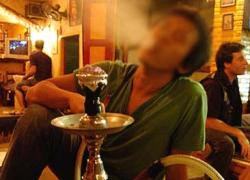 'Cơn lốc' hút shisha của giới trẻ Hà thành