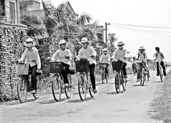 'Làng đại học' bên bờ sông Đuống