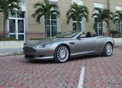 Lướt phố Hà Nội cùng Aston Martin DB9 mui trần