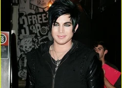 Thực hư chuyện Adam Lambert biểu diễn cùng Lady Gaga; Ke$ha lên tiếng xin lỗi Brit