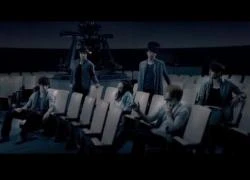 TVXQ lung linh huyền ảo trong PV mới; Kpop fan mê mệt Jpop album của C.N. Blue