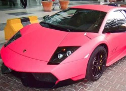 Lamborghini Murcielago SV nữ tính với màu hồng