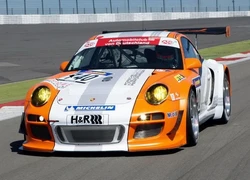 Porsche 911 GT3 R Hybrid chạy thử ở Nurburgring