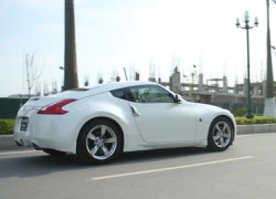 Nissan 370Z trên đường phố Việt Nam