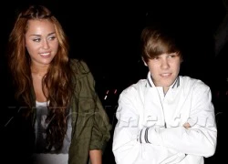 Miley Cyrus "hẹn hò" ăn tối với Justin Bieber