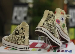 "Converse Shoe Painting" - Nổi bật từng bước chân