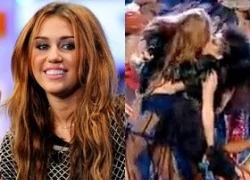 Miley Cyrus phản pháo về &#8220;nụ hôn&#8221; đồng tính