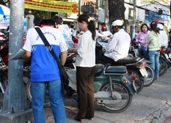 Quá đông đúc trong ngày làm thủ tục thi đại học