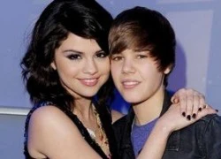 Justin Bieber và Selena Gomez tình củm trên mức bình thường