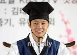 Micky Yoochun ngại ngùng kể chuyện "cảnh nóng" trong "BOF cổ trang"