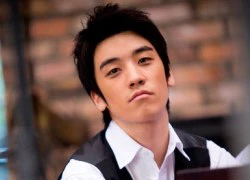 Tiết lộ hình ảnh hồi nhỏ cực "ngố" của Seung Ri (Big Bang)