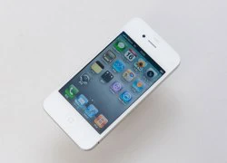 Đẹp hút hồn iPhone 4 màu trắng