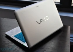 Trên tay laptop "khủng" Sony Vaio EC