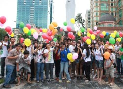 Chùm ảnh: Đẹp lung linh ngày hội thả bóng bay của teen Sài thành