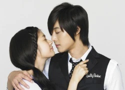 Nóng 100 độ! Hé lộ nụ hôn của Kim Hyun Joong trong "Thơ Ngây"