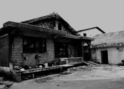 "Lạnh gáy" với ngôi nhà ma ám Deserted House ở Hàn Quốc