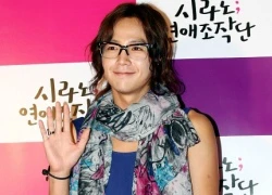 Jang Geun Suk "đầy nữ tính" đi ủng hộ Park Shin Hye