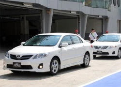 Toyota tung ra Corolla Altis mới