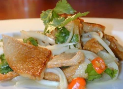 Salad giò lụa, dễ chưa từng thấy