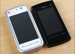 Nội chiến cảm ứng: Nokia 5230 so găng Nokia 5250