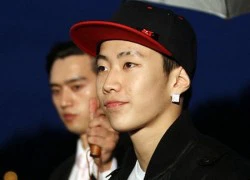 Một mình Jay Park "quậy tung" sân khấu Hàn