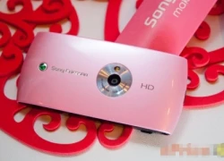 Rạng ngời dáng hồng Sony Ericsson Vivaz