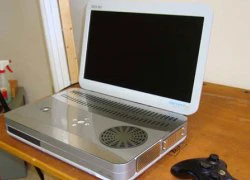 "Độ" Xbox 360 thành laptop 17 inch