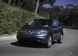 Nissan Murano 2011 có giá từ 28.500 USD