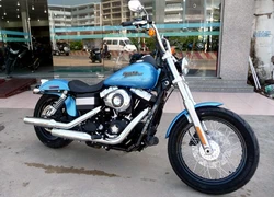 Ngắm Harley Davidson FXDB Street Bob 2011 ở Sài Gòn