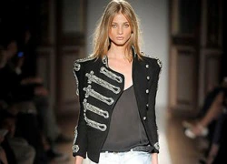 Làm mới chiếc áo jacket theo xu hướng quân đội