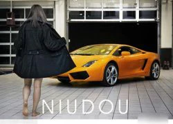 Người mẫu teen 'thách thức' vẻ đẹp Lamborghini