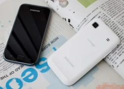 "Ông già tuyết" Samsung Galaxy S phiên bản trắng