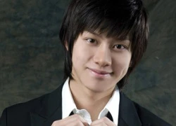 Hee Chul (SuJu) là idol Châu Á hot nhất trên Twitter 2010!