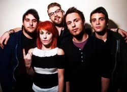 Paramore lục đục nội bộ là vì trưởng nhóm "cậy quyền"?