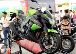 Kawasaki Z1000 2011 đầu tiên tại Việt Nam