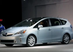 Triển lãm ô tô quốc tế Bắc Mỹ NAIAS 2011: Toyota Prius V - Tăng diện tích, thêm tiện ích