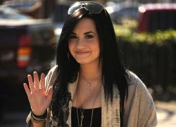 Demi Lovato chính thức rời trại cai nghiện