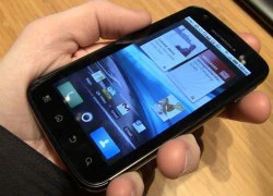 Dế khủng Motorola Atrix 4G