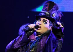 Adam Lambert "xắn tay áo" cho album thứ hai