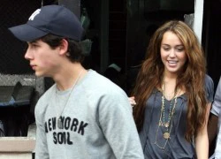 Miley Cyrus và Nick Jonas chuẩn bị tái hợp!